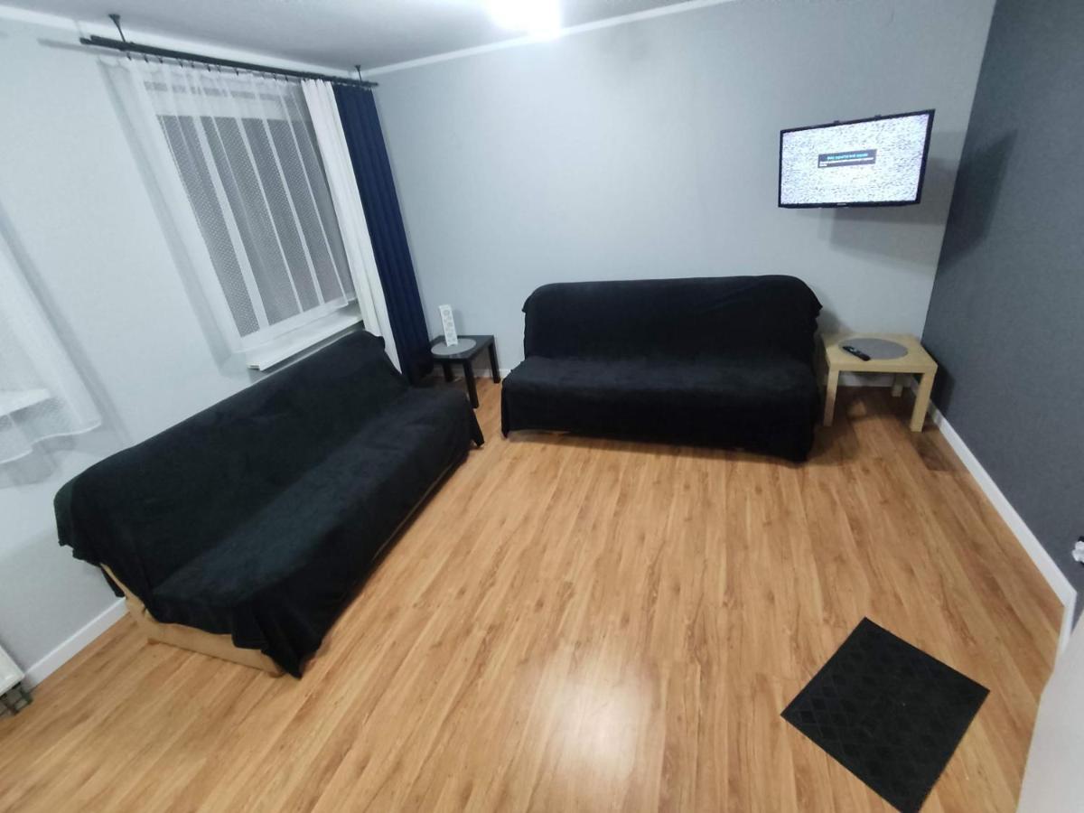 3030 Jana Spychalskiego 32 - Tanie Pokoje W Apartamencie - Samodzielne Zameldowanie - Self Check In Познань Экстерьер фото