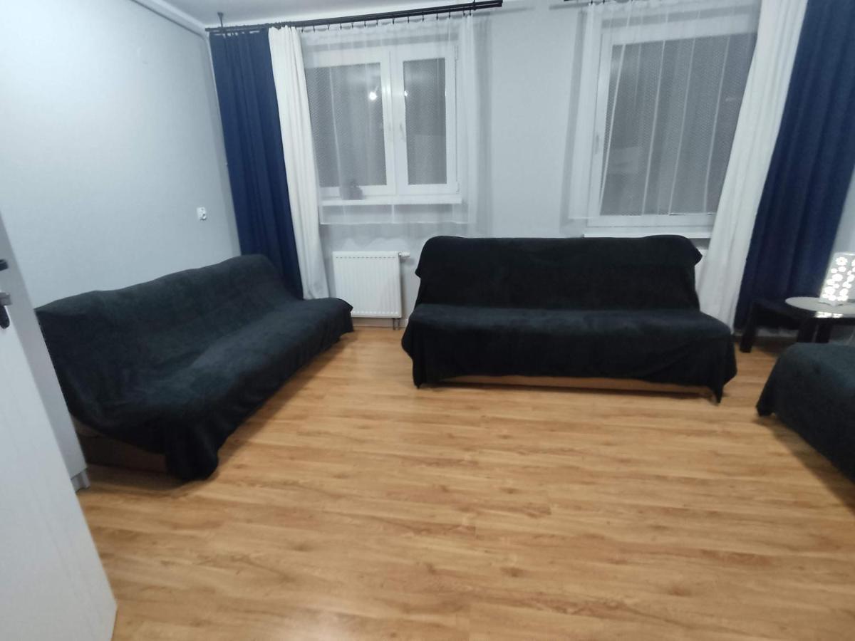 3030 Jana Spychalskiego 32 - Tanie Pokoje W Apartamencie - Samodzielne Zameldowanie - Self Check In Познань Экстерьер фото