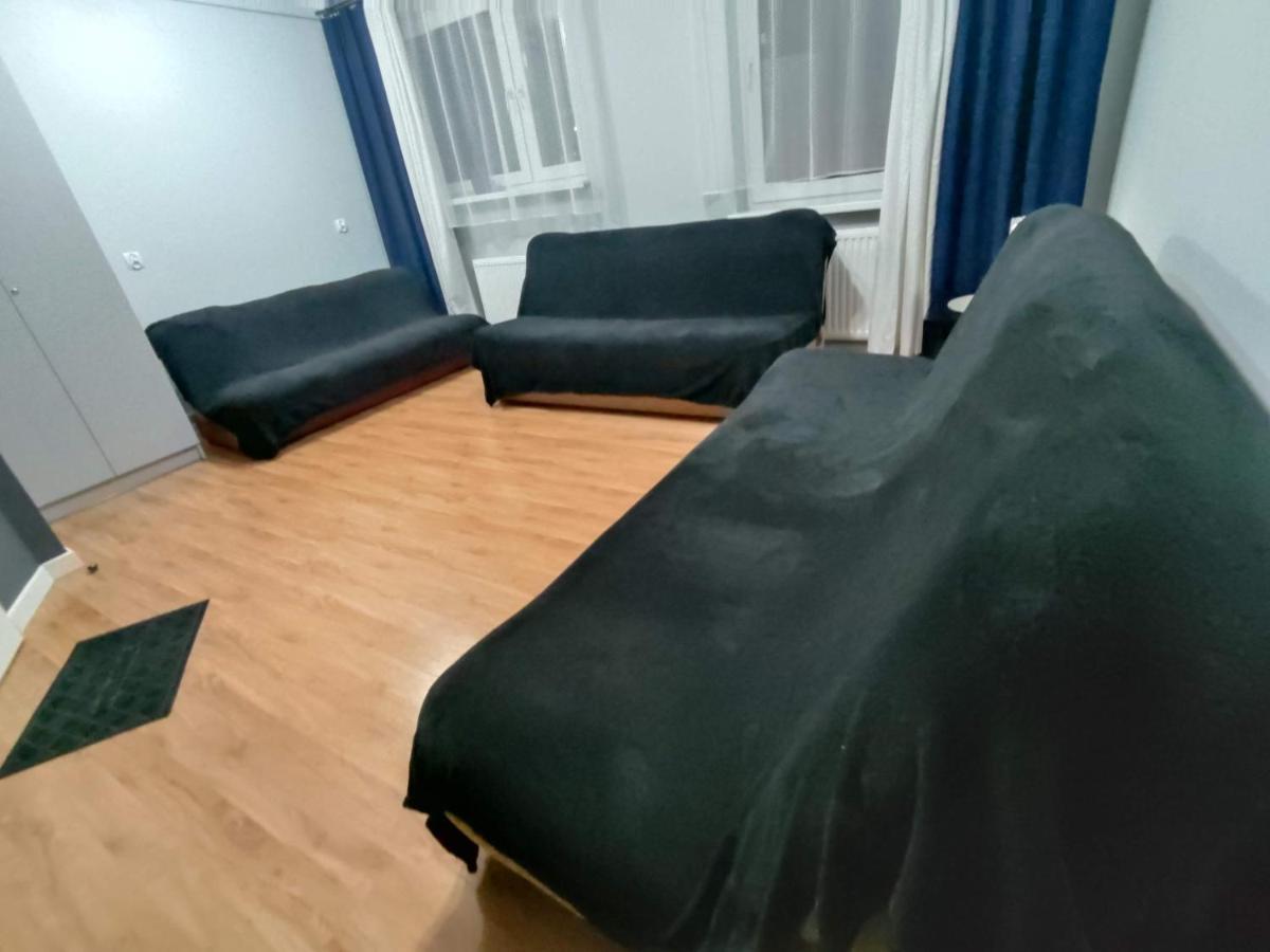3030 Jana Spychalskiego 32 - Tanie Pokoje W Apartamencie - Samodzielne Zameldowanie - Self Check In Познань Экстерьер фото