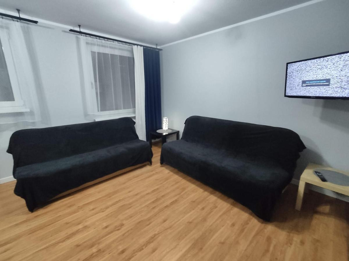 3030 Jana Spychalskiego 32 - Tanie Pokoje W Apartamencie - Samodzielne Zameldowanie - Self Check In Познань Экстерьер фото