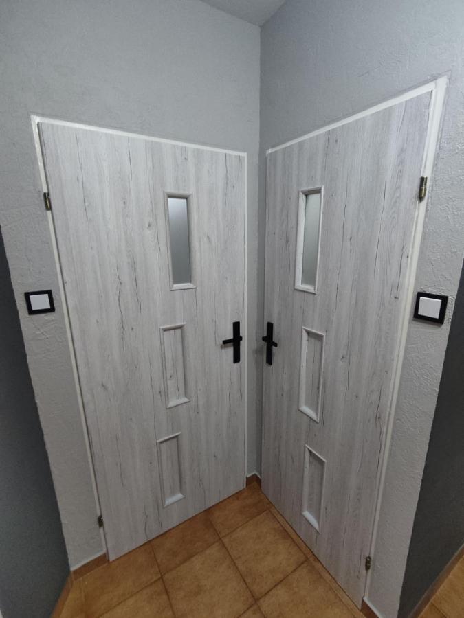3030 Jana Spychalskiego 32 - Tanie Pokoje W Apartamencie - Samodzielne Zameldowanie - Self Check In Познань Экстерьер фото